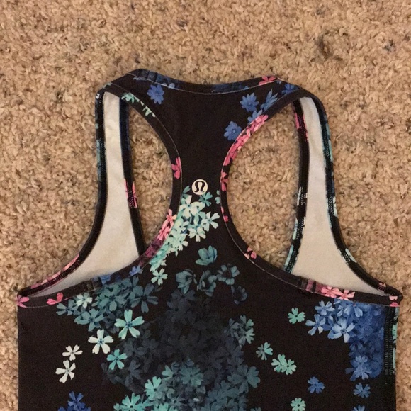Lululemon Women’s Racerback Tank - Picture 3 of 4